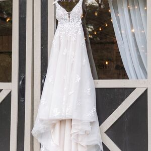 Essence of Australia Wedding A-Line Gown Dress